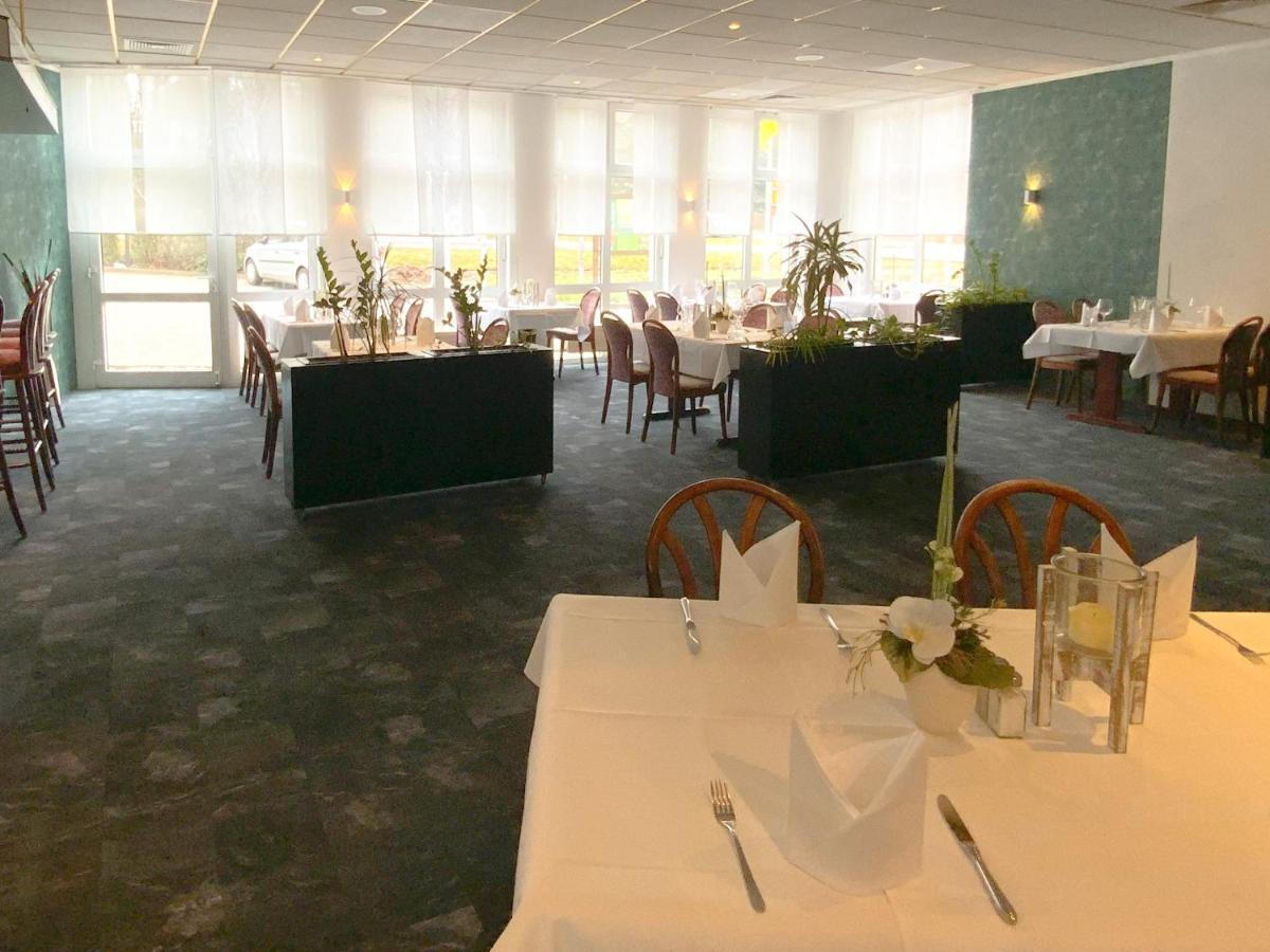 Heidehotel Lubast Ngoại thất bức ảnh