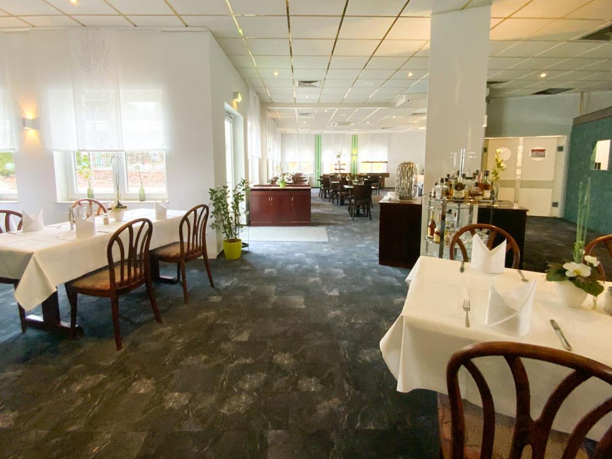 Heidehotel Lubast Ngoại thất bức ảnh
